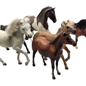 6 Horses Pony Hard Plastic Toys Breyer US Marchon Assorted Colors